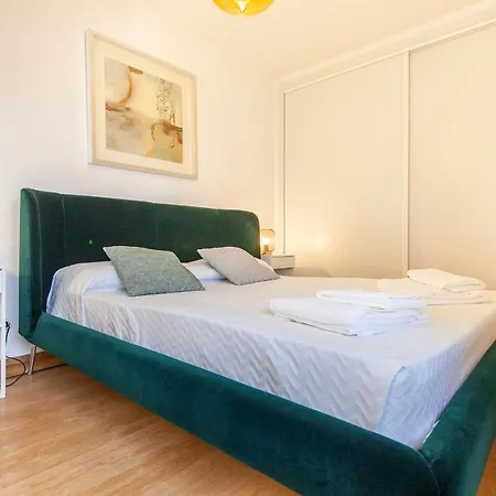 B57 - Marachique 2 Bed Flat