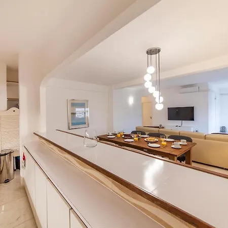 B57 - Marachique 2 Bed Flat * ألفور