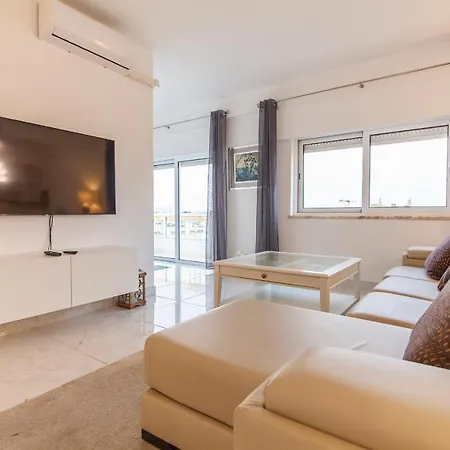 B57 - Marachique 2 Bed Flat