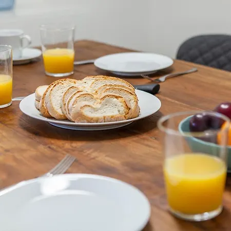 B57 - Marachique 2 Bed Flat