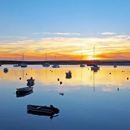 B57 - Marachique 2 Bed Flat Apartman *