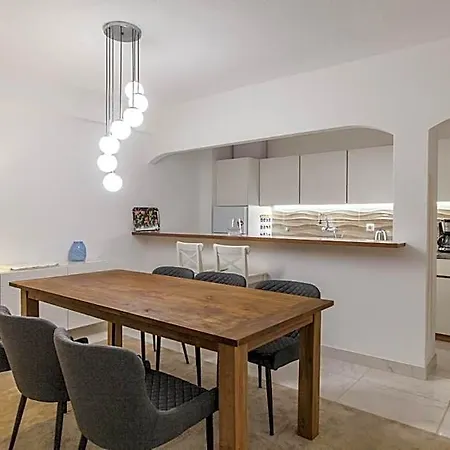 B57 - Marachique 2 Bed Flat Appartement