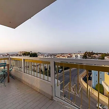 B57 - Marachique 2 Bed Flat