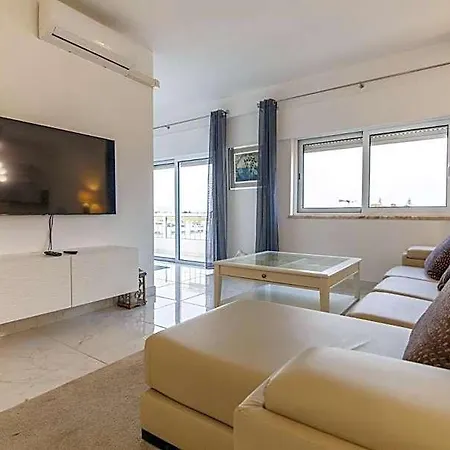 B57 - Marachique 2 Bed Flat